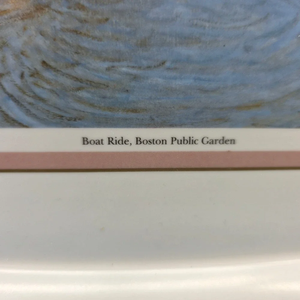 Cloverleaf England Boston Public Garden Swan Boat Melamine Serving Tray Fontaine